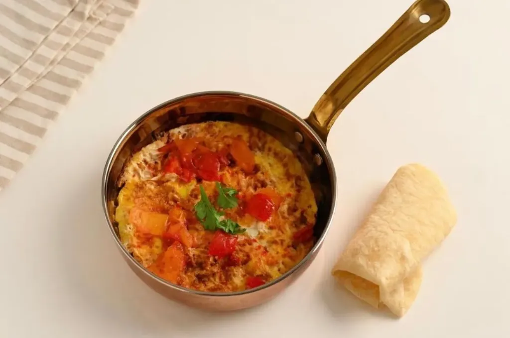Shakshuka eggs