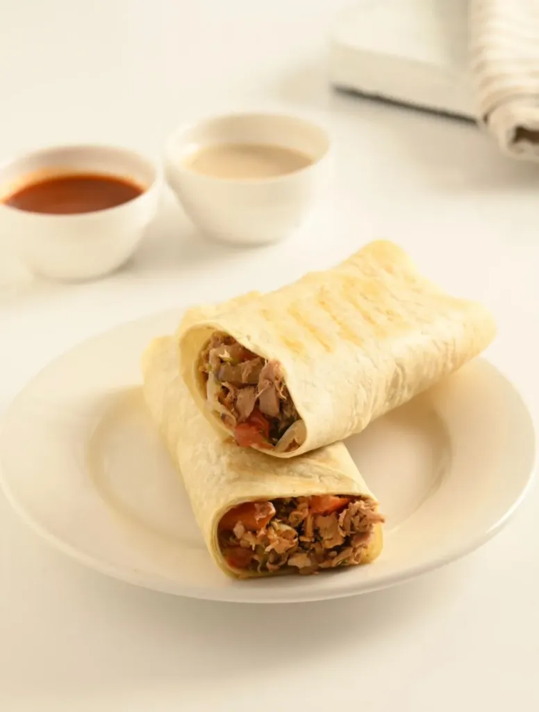 Tuna sandwich with mixed spices