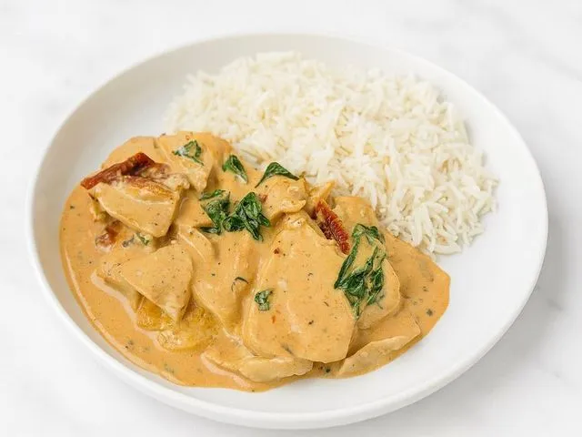 Chicken with sun-dried tomatoes